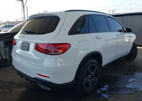 2022 Mercedes-Benz Glc 300 Suv z USA, uszkodzony, nr VIN W1N0G8DB2NG109881